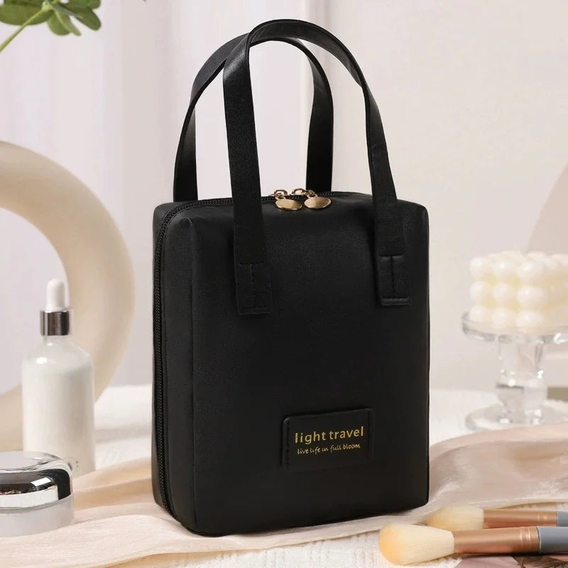 Portable Travel Makeup Bag with Large Capacity High-End Cosmetic Organizer Stylish Toiletry Storage Bag for Cosmetics